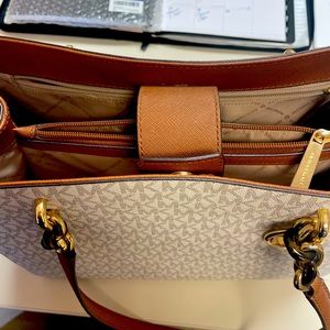 Michael Kors medium tote